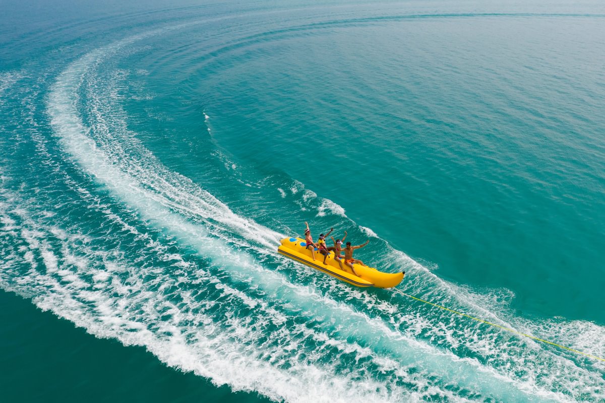 Kandima Aquaholics Banana Boat Medium